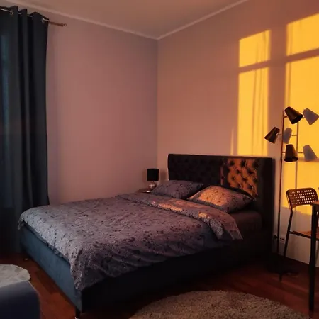 Solidarnosci155guestrooms 바르샤바