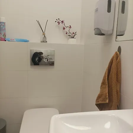 Solidarnosci155guestrooms Albergue *