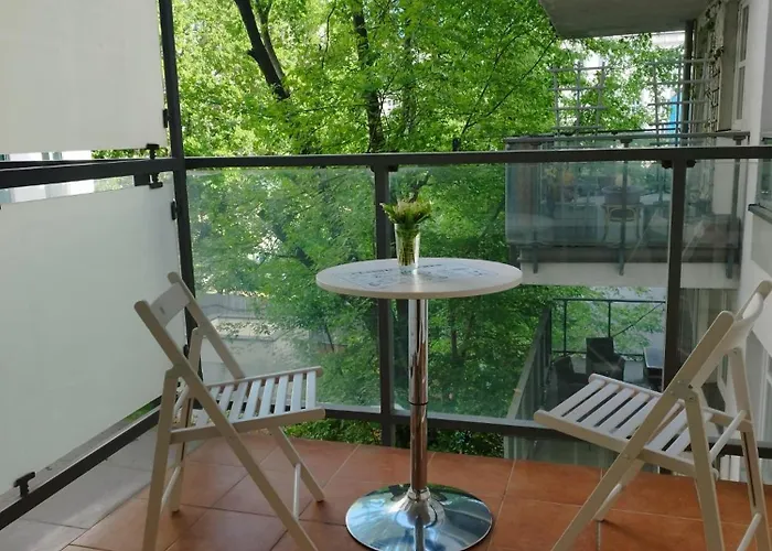 Solidarnosci155guestrooms * Warszawa