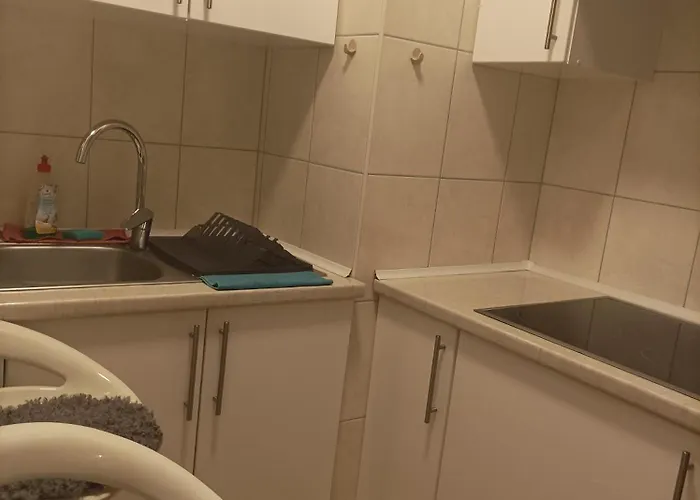 Хостел Solidarnosci155guestrooms Варшава