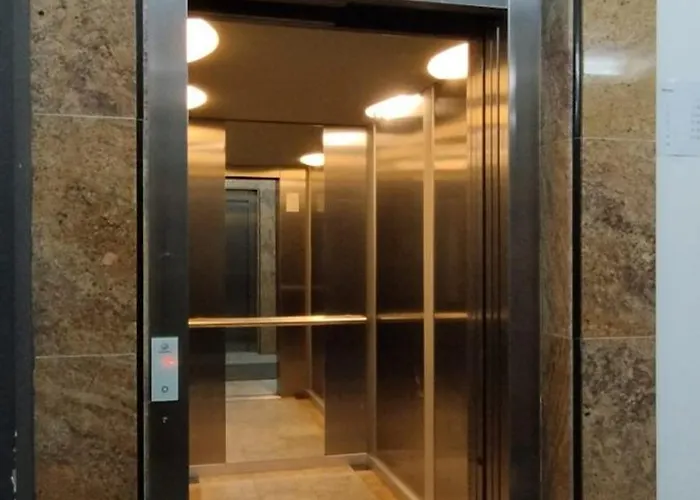 Solidarnosci155guestrooms Warszawa