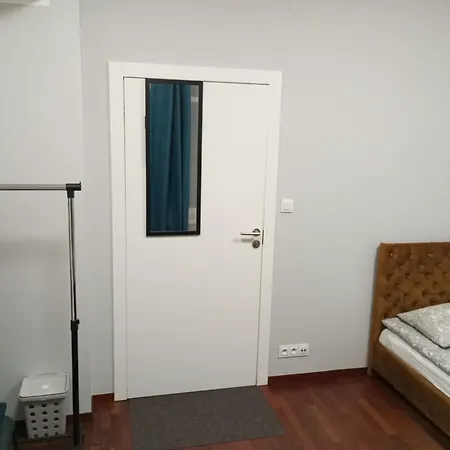Solidarnosci155guestrooms Hostel Warschau