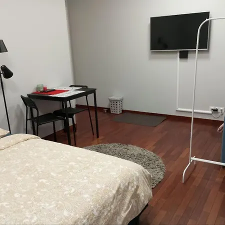 Solidarnosci155guestrooms Hostel Warschau